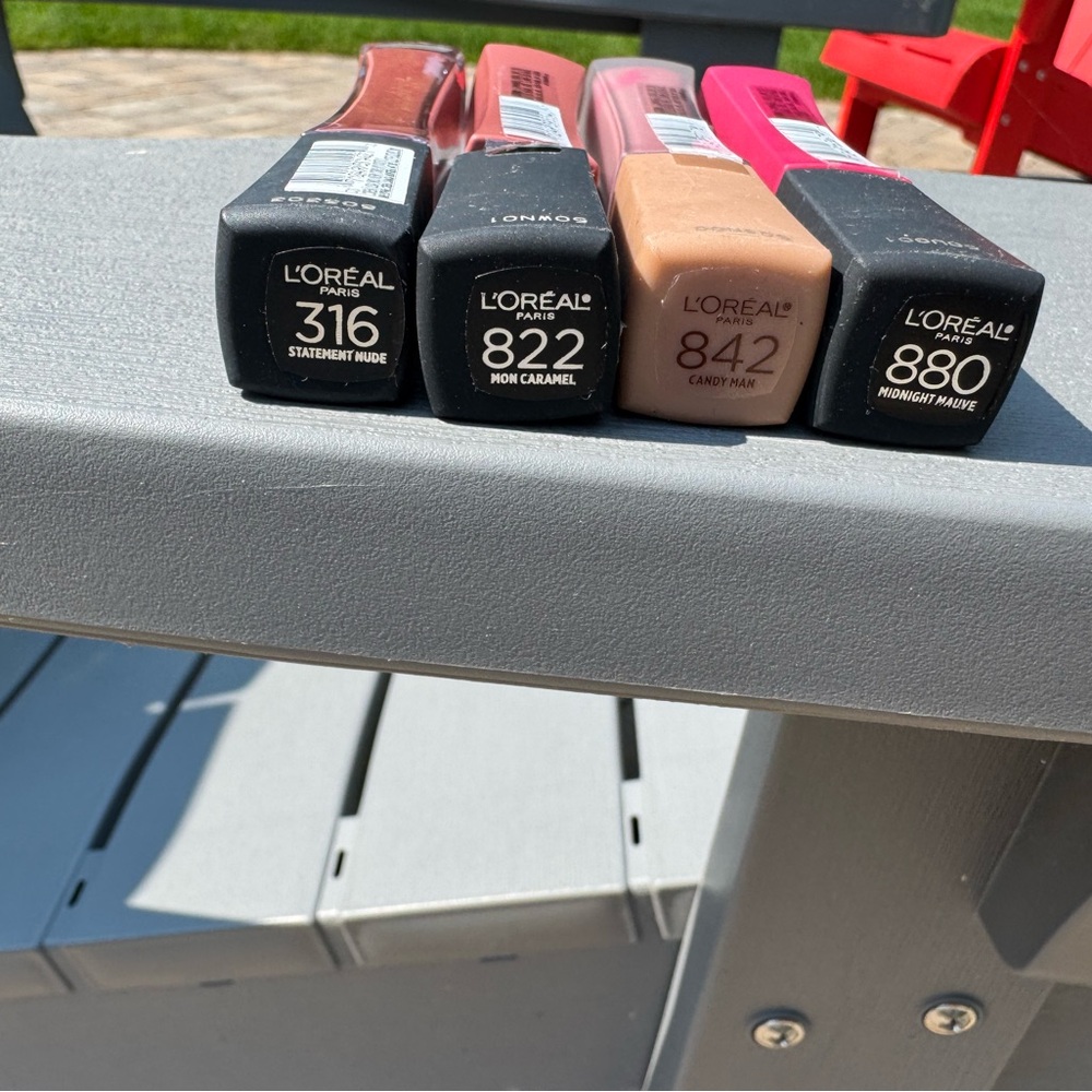 L'Oreal Infallible Lip Gloss and Pro matte liquid Lipstick Collection - Picture 2 of 5